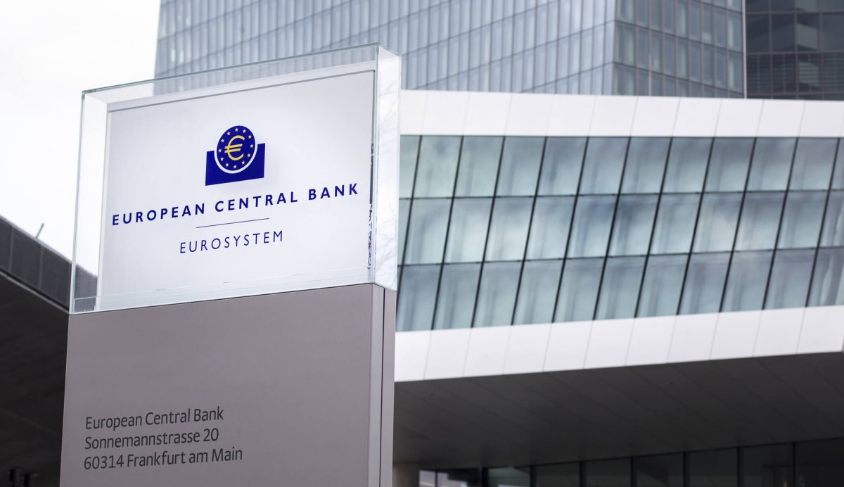 La banque centrale européenne contribue à réguler le secteur financier